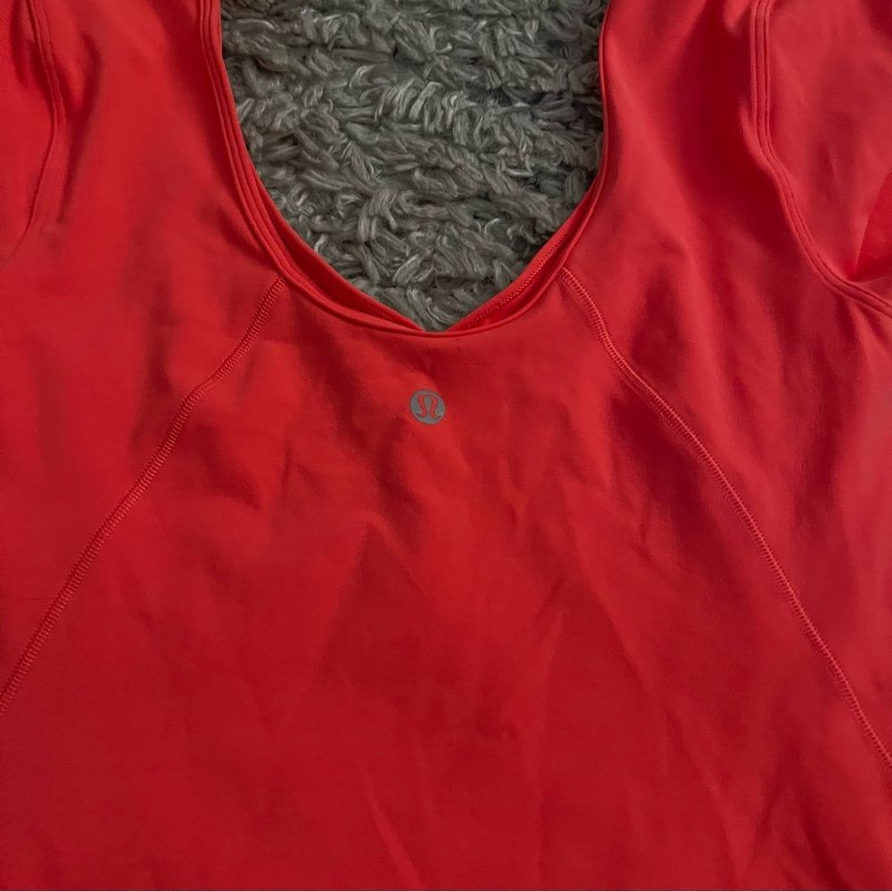 Lululemon Align Tee Raspberry Cream Size 6 - image 3